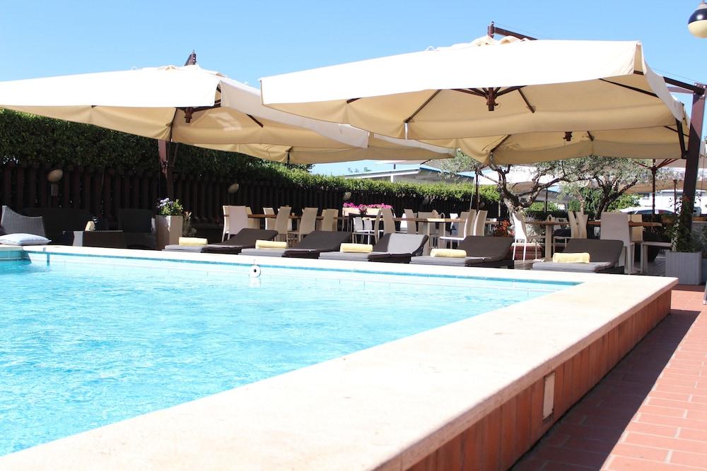 Hotel Cristallo Relais, Sure Hotel Collection By Best Western Tivoli Esterno foto