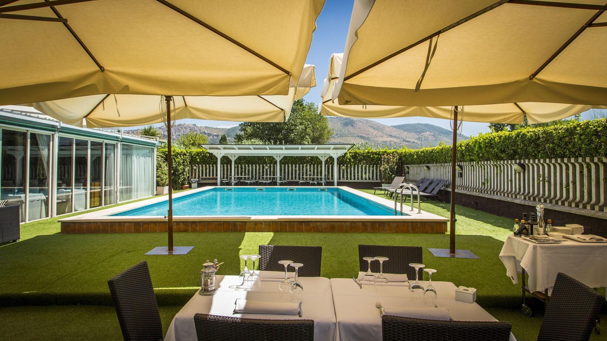 Hotel Cristallo Relais, Sure Hotel Collection By Best Western Tivoli Esterno foto