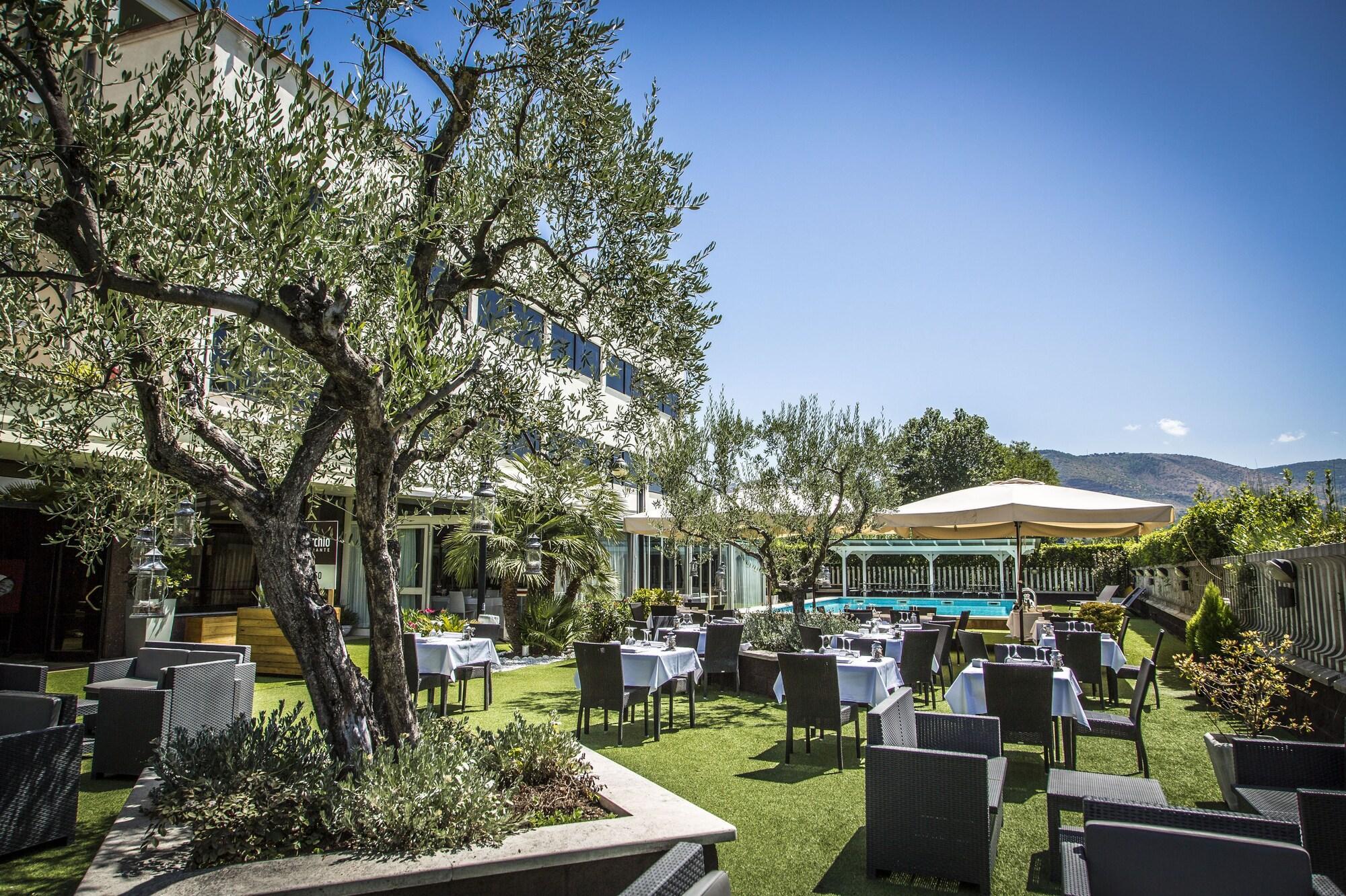 Hotel Cristallo Relais, Sure Hotel Collection By Best Western Tivoli Esterno foto